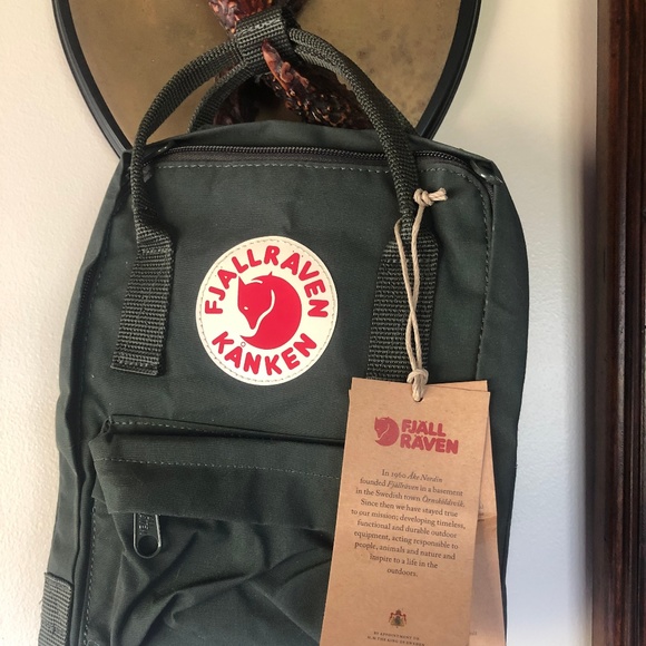 Fjallraven Handbags - Fjallraven Kånken Mini Backpack- New with Tags!